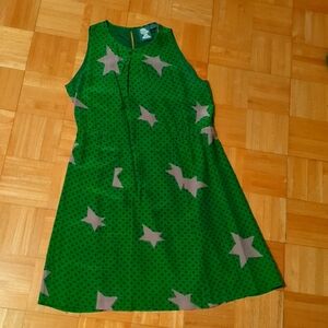 Green Silk Sleeveless dress